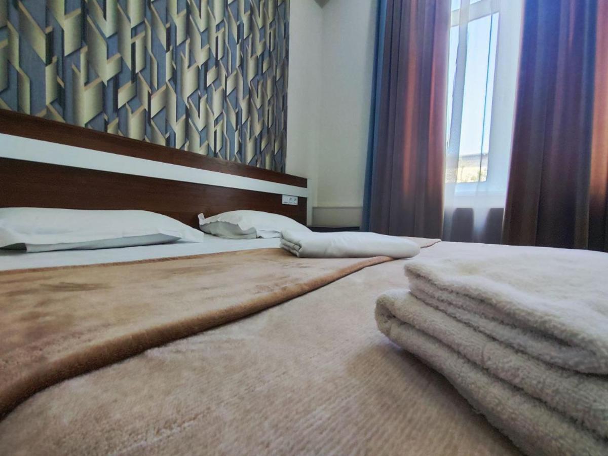 Hotel Markaz Tasjkent Buitenkant foto